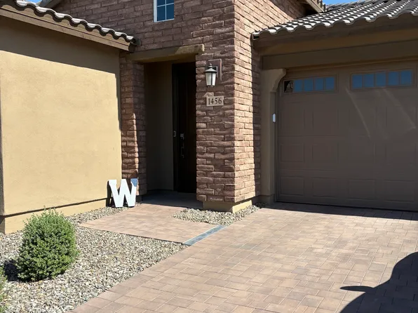 1456 W J Waltz Way, Apache Junction, AZ 85120