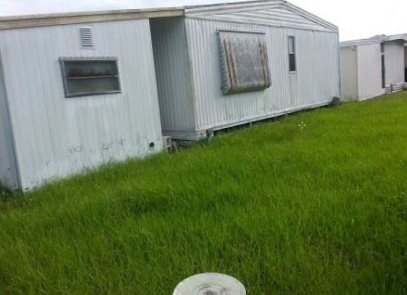 2nd image of 37108 Lois Ave