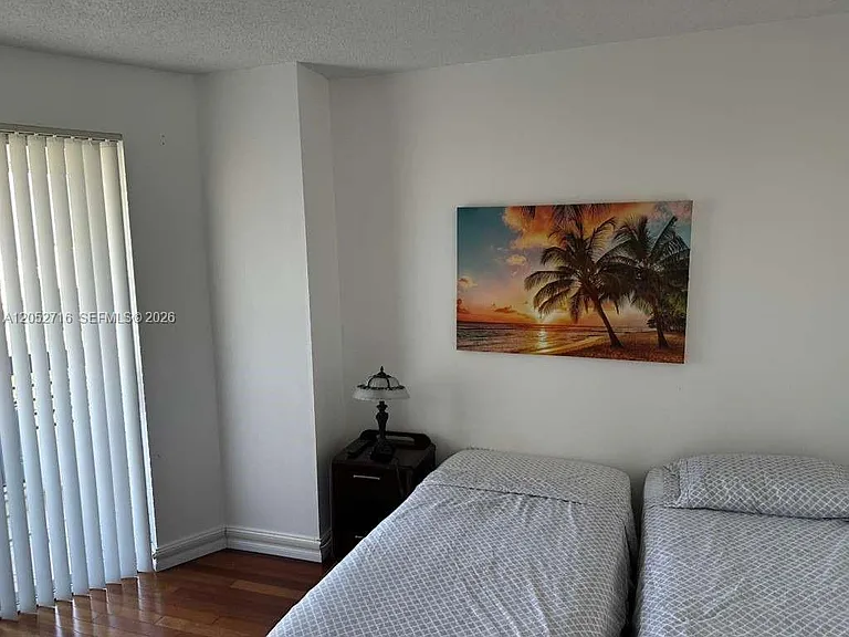 3400 NE 192nd St #Penthouse 7 — Photo 9