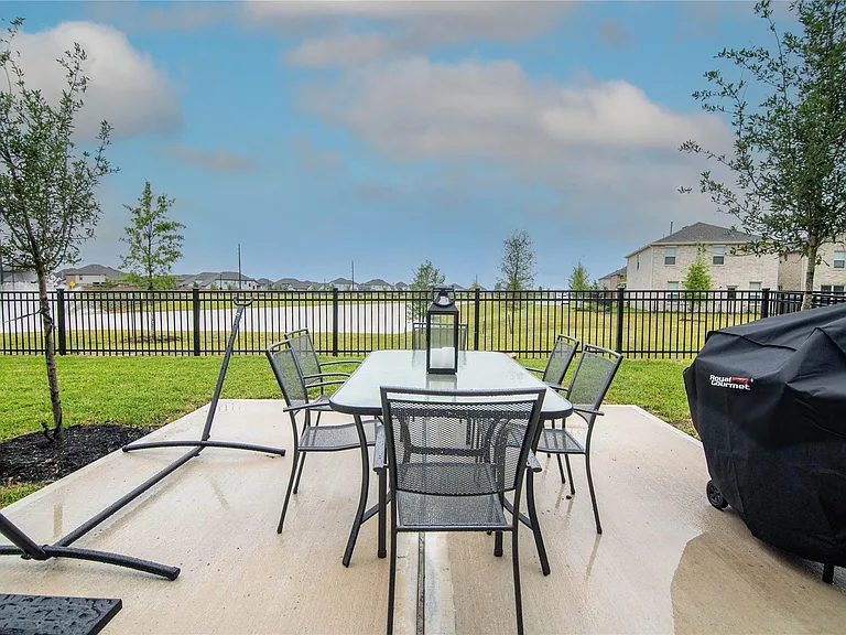 1001 Caramel Shores Dr — Photo 4