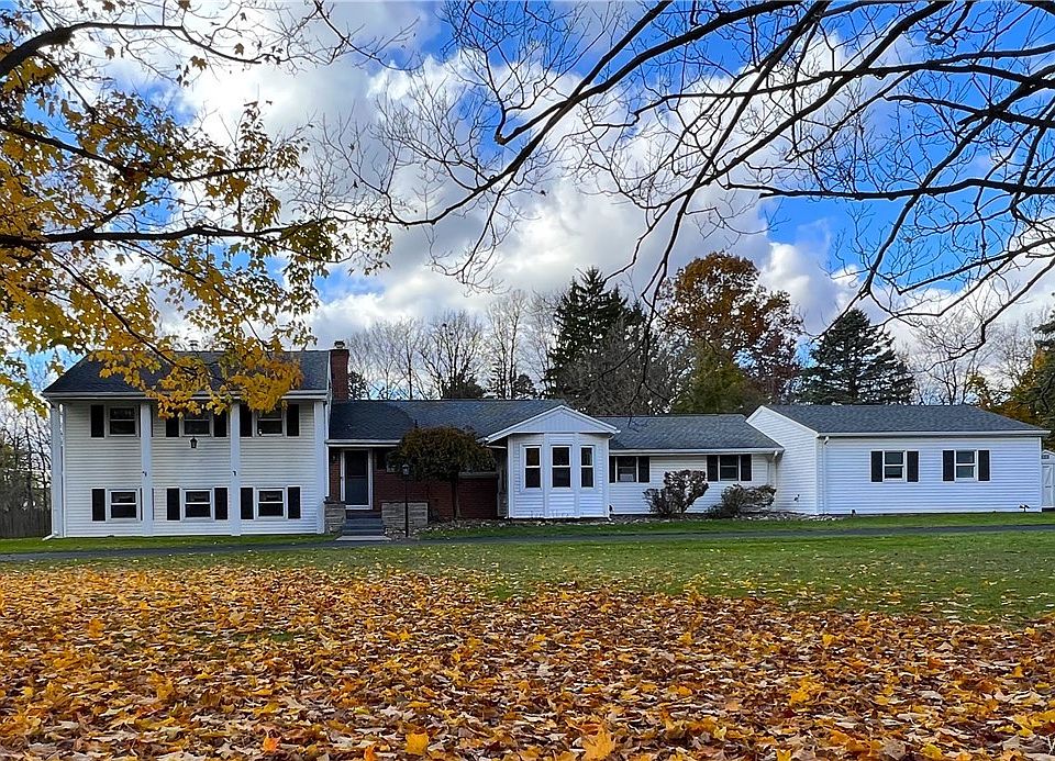 1st image of 4852 Pineledge Dr E