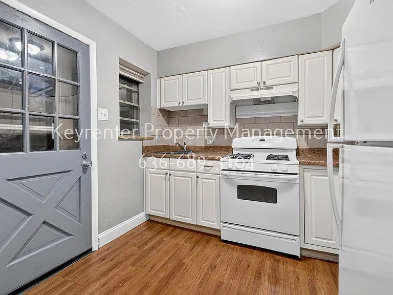 7405 Olian Dr — Photo 7