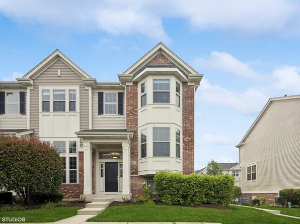 0N087 Vermont Ct, Winfield, IL 60190