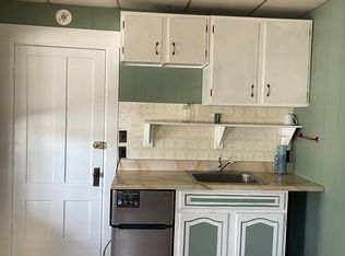 6 Maple St, Laconia, NH 03246