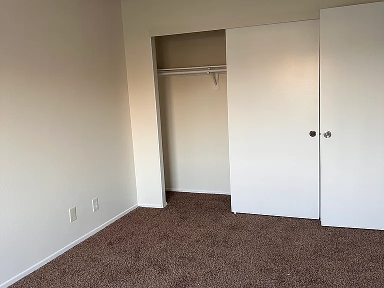 3205 S Shasta Cir S #202 — Photo 8
