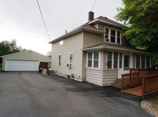 729 W Hill St, Ellsworth, WI 54011