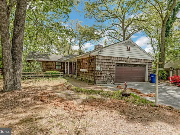 24016 Snug Harbor Dr, Seaford, DE 19973