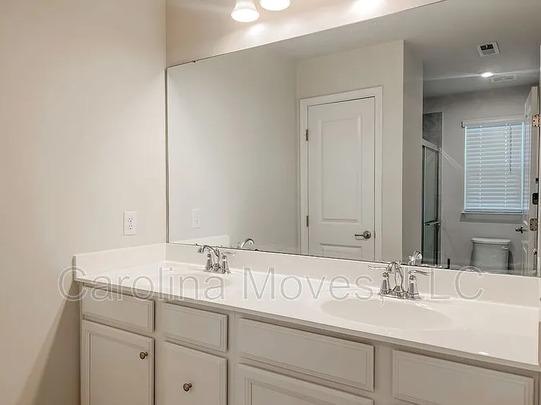 415 Huntingdale Pl — Photo 8