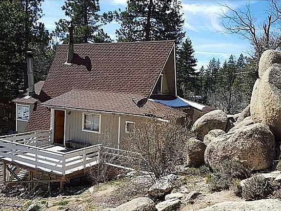 2nd image of 32934 Deer Ln