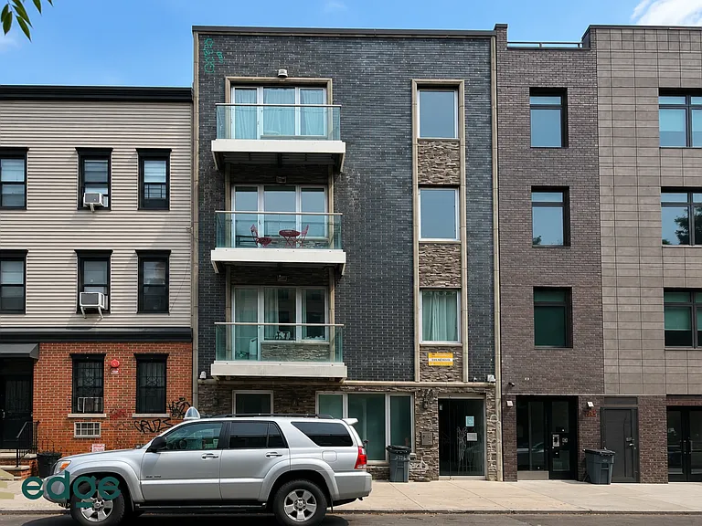 274 Jefferson St #3B — Photo 12