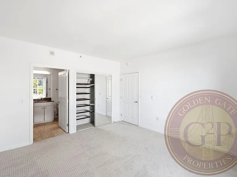 140 S Van Ness Ave #429 — Photo 25