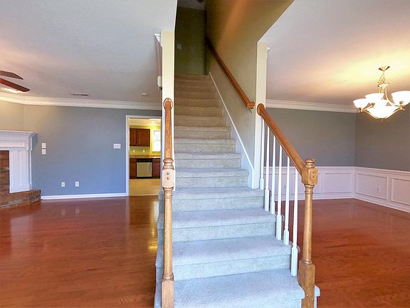 2nd image of 7605 Misty View Ln