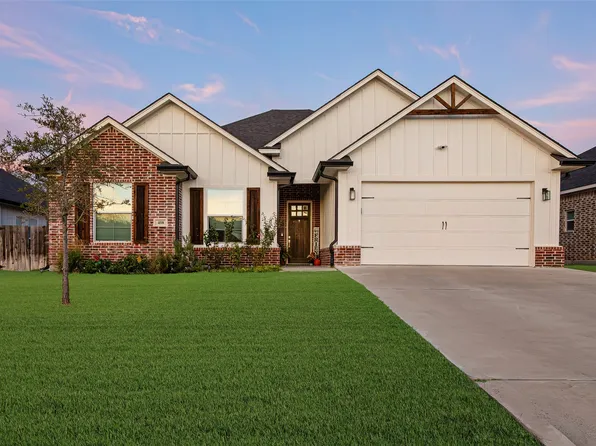 408 Daisy Ln, Robinson, TX 76706