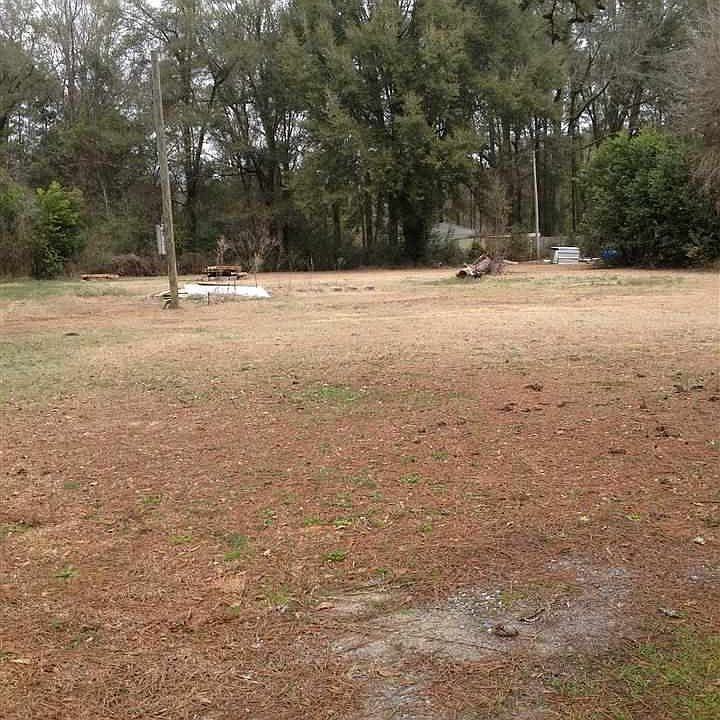 1st image of 870 Cedar Lane Dr