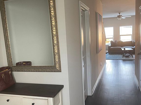 2nd image of 7113 Gladstone Cir