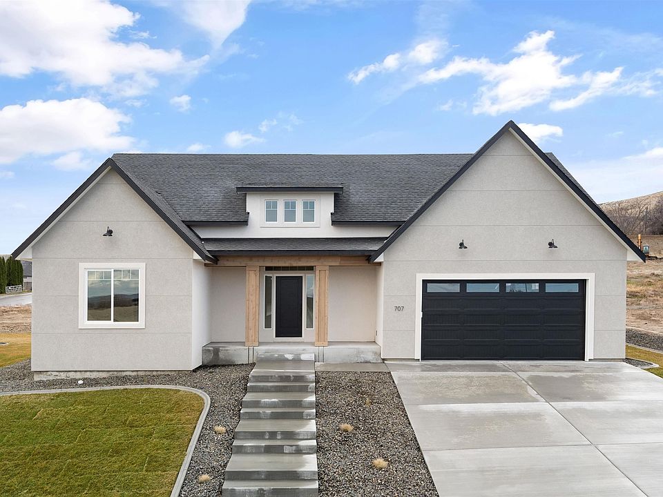 1st image of 1104 S Florida Loop