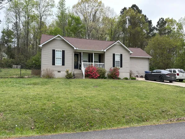 2924 Langdale St, Hokes Bluff, AL 35903