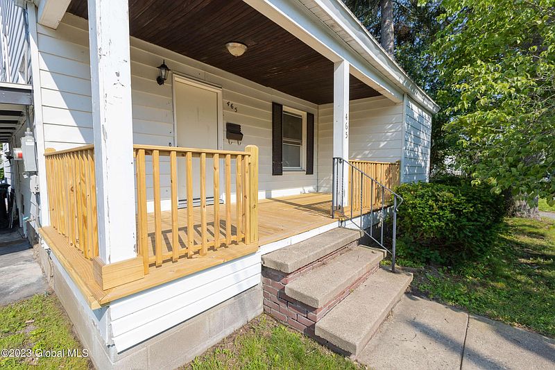 5th image of 465 Bruno Street