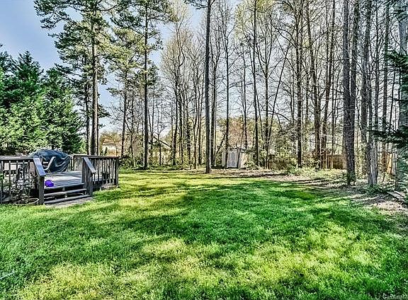 3rd image of 2722 Heathershire Ln