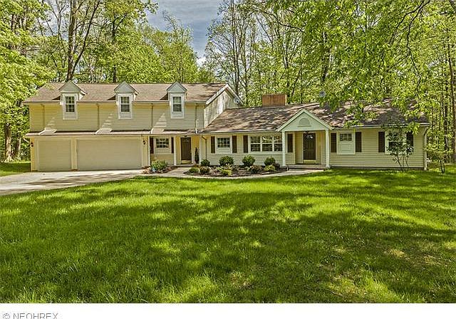 1st image of 34855 Dogwood Ln