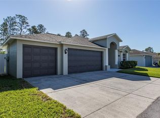 10554 Magrath Ln, New Port Richey, FL 34654