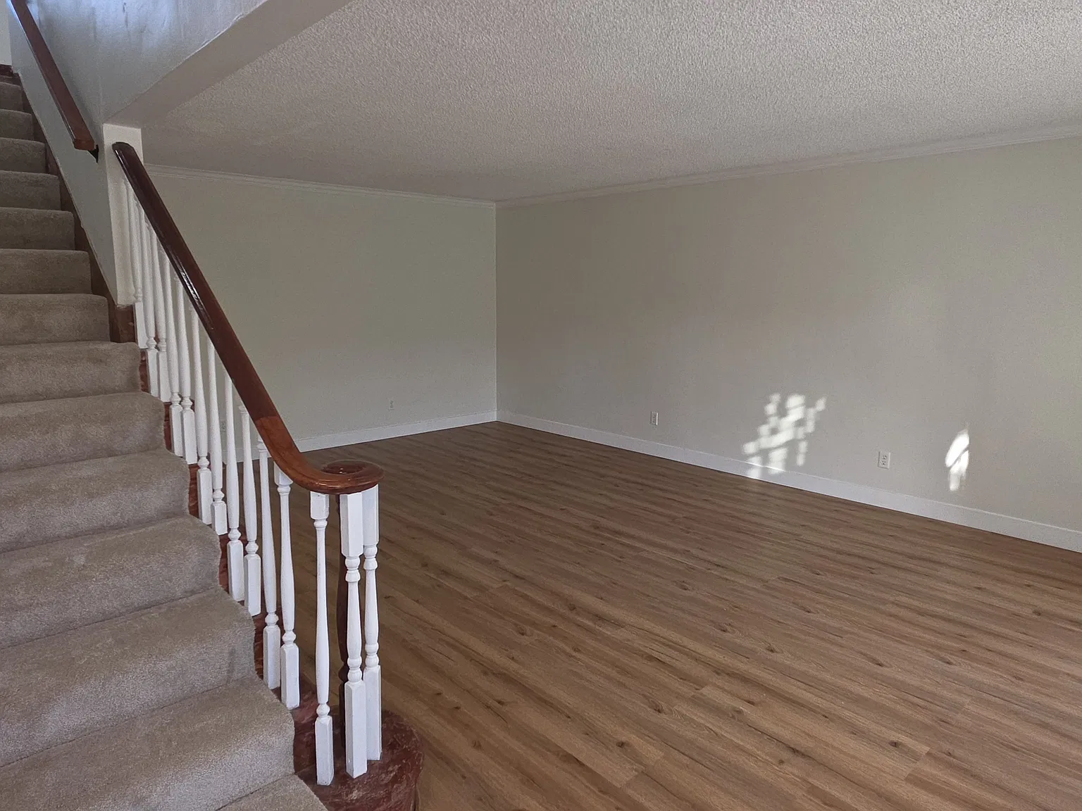 2 bed, 1.5 bath, $2,950 — Photo 2