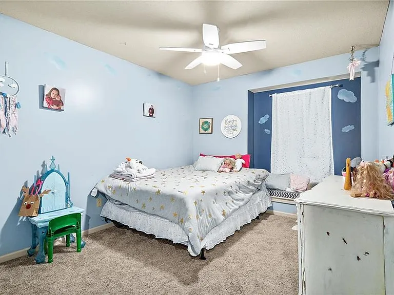 1903 Lake Dr — Photo 9