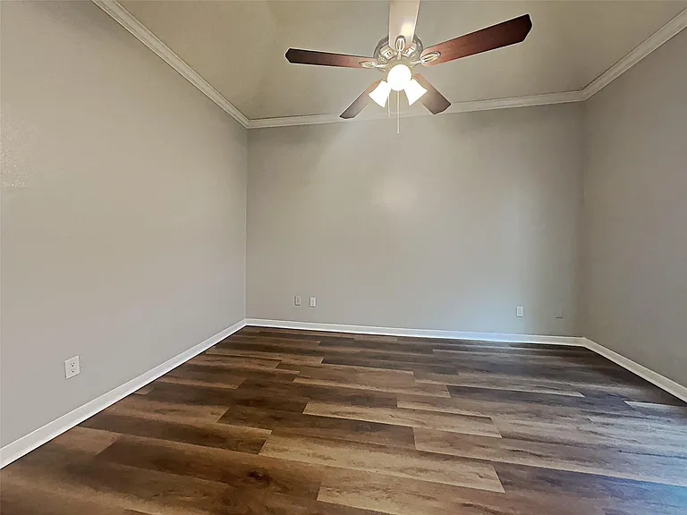 6737 Tournament Dr — Photo 9