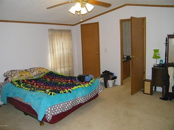 4th image of 11965 183rd Ave