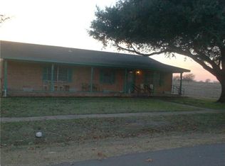 909 N Colorado St, Whitney, TX 76692