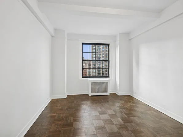 160 West 71st Street image 1 of 17