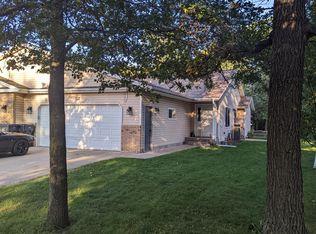 312 Poplar Ave #312, Plover, WI 54467
