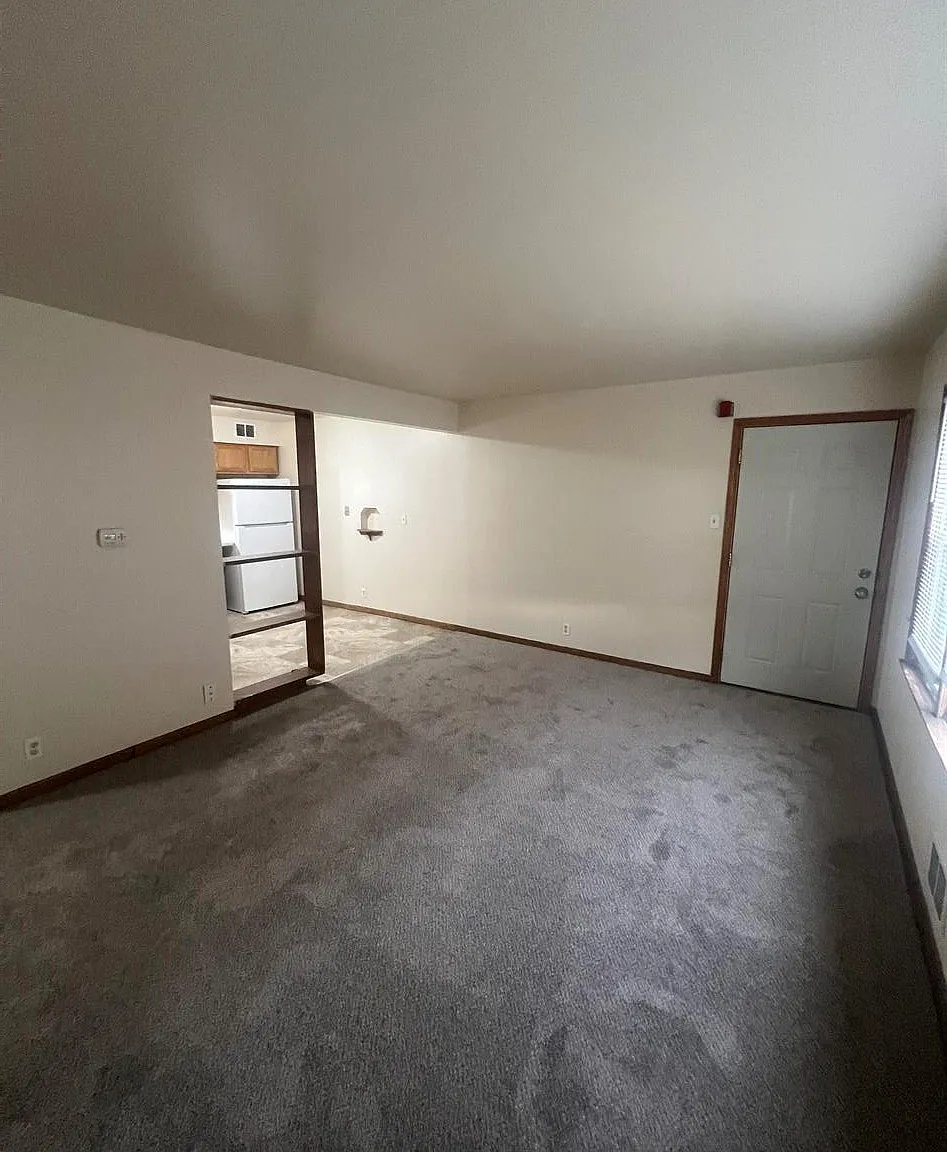 7125 W Appleton Ave — Photo 3