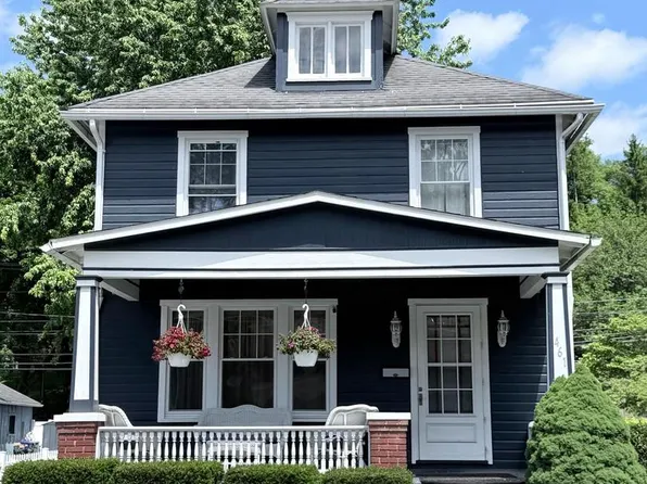 461 Park Ave, Tyrone, PA 16686