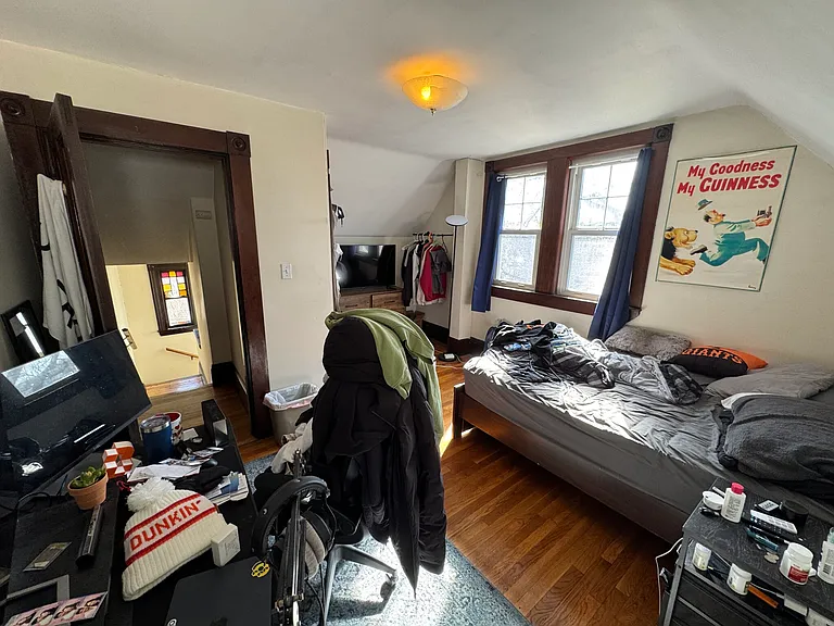 211 Holland St #2R — Photo 28