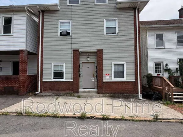 1307 16th Ave APT 5, Altoona, PA 16601