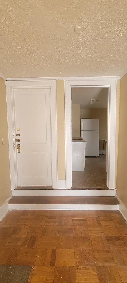 Building Photo - 1239 Agnes Pl #4