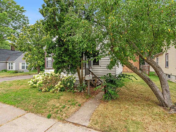 2nd image of 440 4th St S