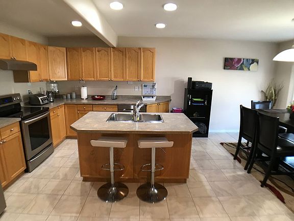 3rd image of 97 Wilson Dr #20