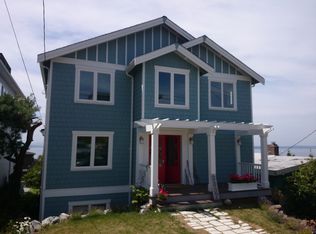 3337 58th Ave SW, Seattle, WA 98116