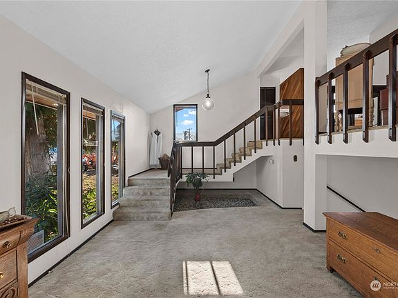 4th image of 130 N James Avenue