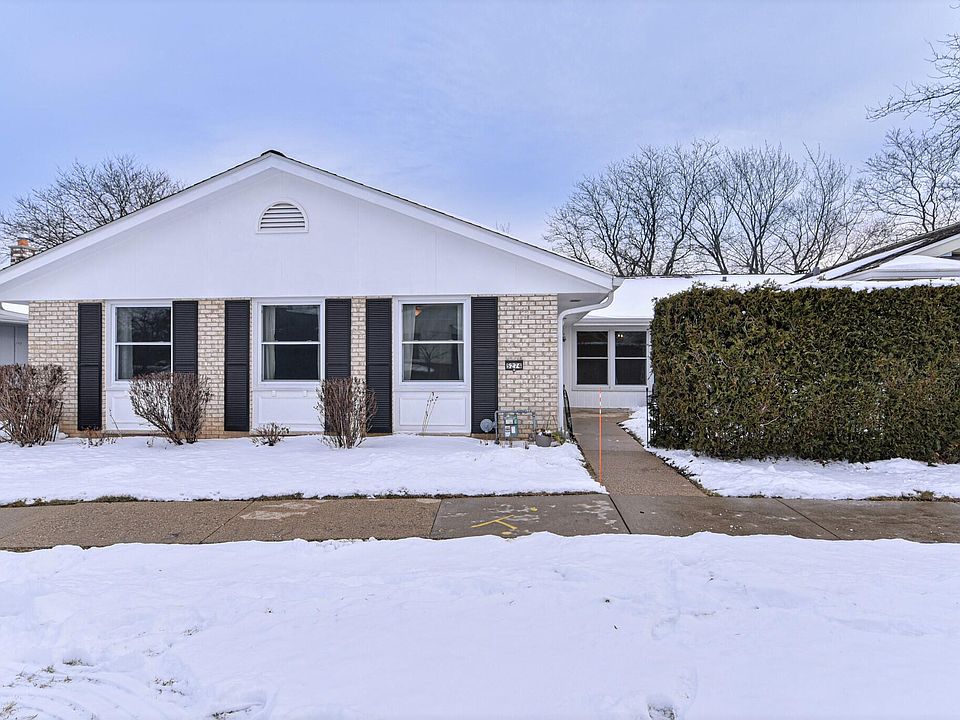 1st image of 5274 Woodbridge Ln S