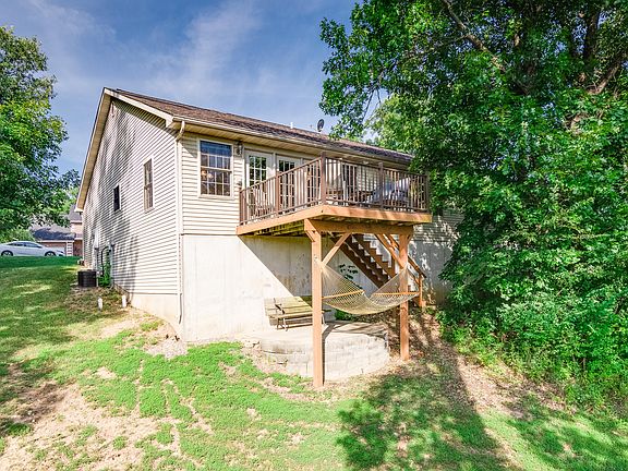 4th image of 1513 Notting Hill Dr #B