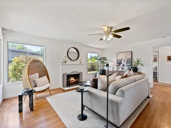 751 Plaza Amapola, Novato, CA 94947