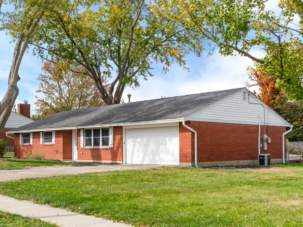 323 Heather St, Englewood, OH 45322