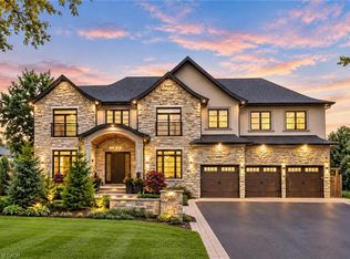 100 Seneca Dr, Ancaster, ON L9G3B8