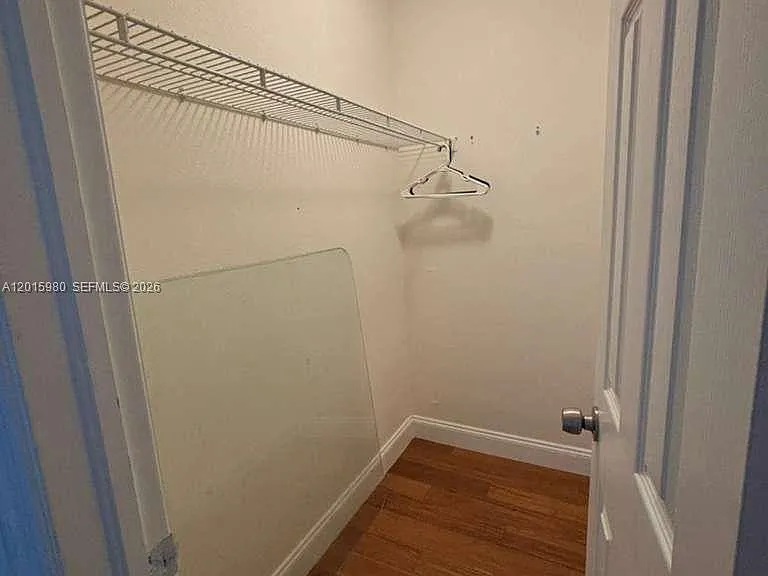 5402 Pointe Villa Dr #B — Photo 27