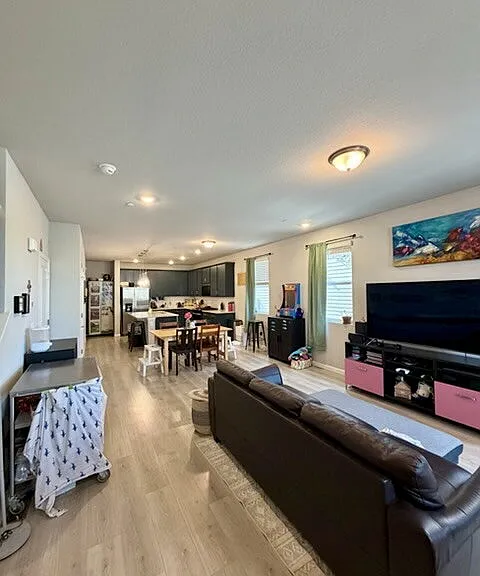 809 Waterthrush Ln — Photo 3