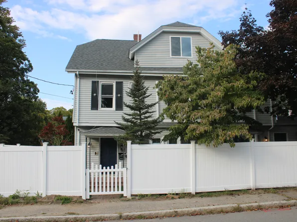 76 Park St Floor 2, North Attleboro, MA 02760