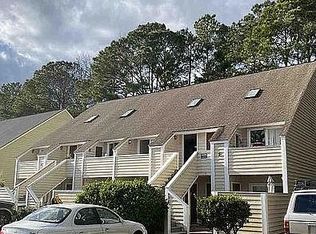 111 Cambridge Cir APT F6, Murrells Inlet, SC 29576